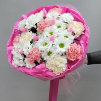 Букет с хризантемами и гвоздиками с доставкой в Магнитогорске