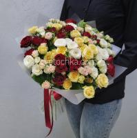 Букет из 25 кустовых роз
