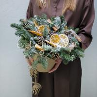 Шляпная коробка с нобилисом, апельсином и корицей с доставкой в Магнитогорске