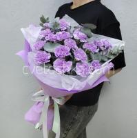 Лунные гвоздики с эвкалиптом с доставкой в Магнитогорске